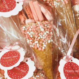 ijs traktatie geboorte roze