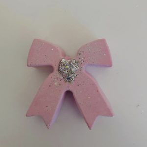 stoepkrijt strik (in verschillende kleuren verkrijgbaar)